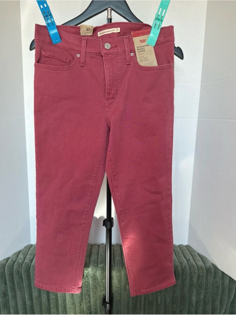 Levi’s Women's High-Rise Straight Jeans in Dusty Rose